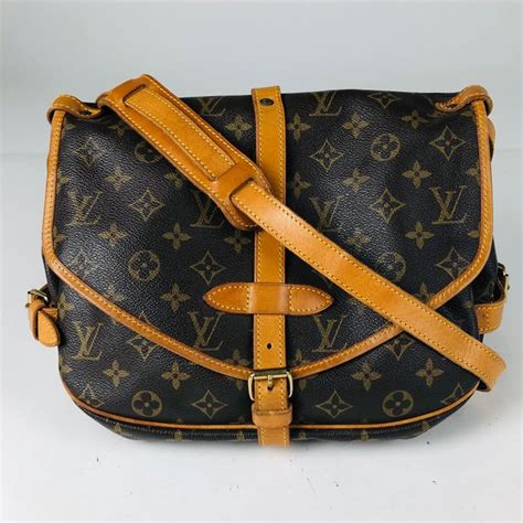 borsa louis vuitton saumur usata